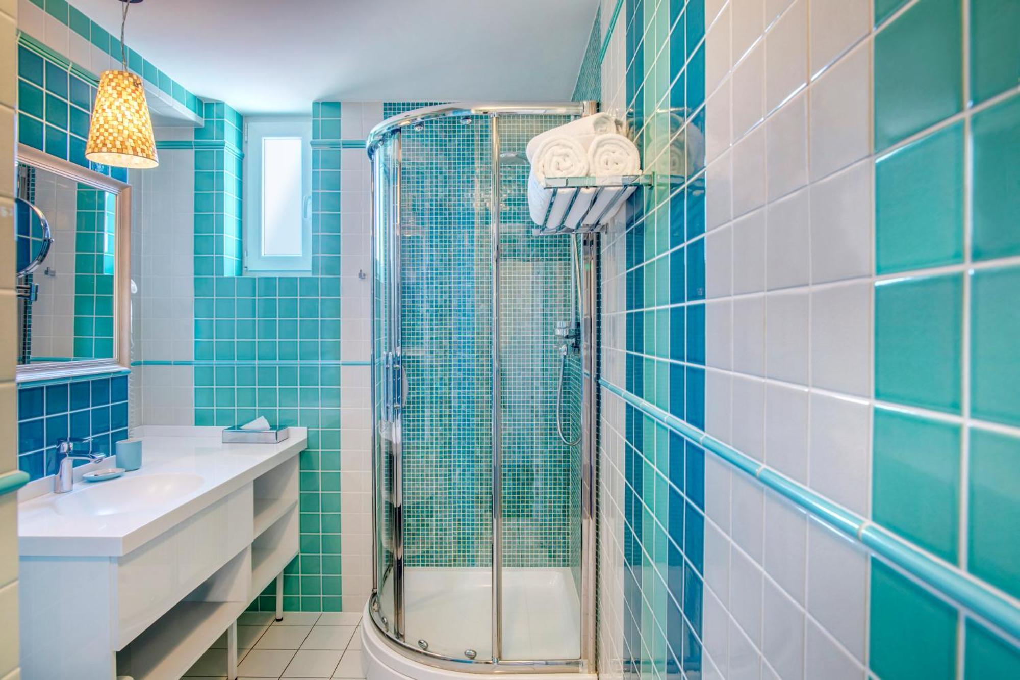 Simfonia Boutique Hotel Râmnicu Vâlcea Esterno foto