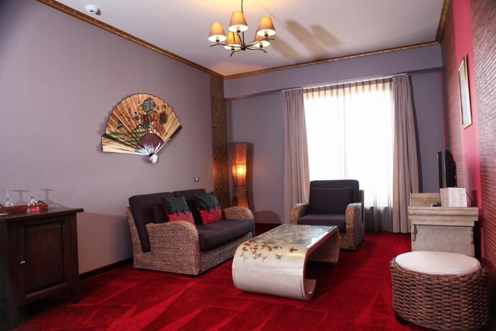 Simfonia Boutique Hotel Râmnicu Vâlcea Camera foto